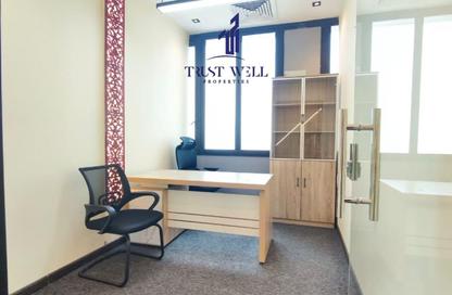Office Space - Studio - 4 Bathrooms for rent in Dar Al Salam Building - Corniche Road - Abu Dhabi Office Space - Studio - 4 Bathrooms for rent in Dar Al Salam Building - Corniche Road - Abu Dhabi