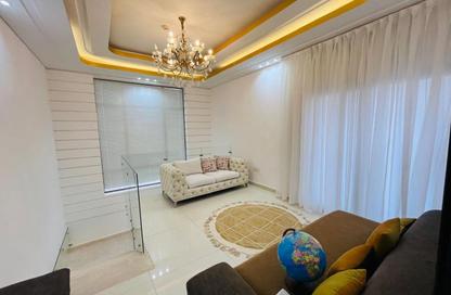 عمارة بالكامل - 8 غرف نوم - 8 حمامات للبيع في الرميلة - عجمان