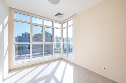 Villa - 3 - 4 for rent in Semmer Villas - Dubai Silicon Oasis - Dubai