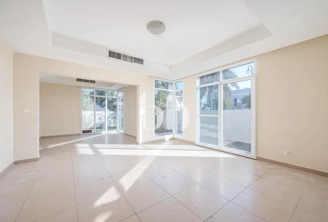 151919412 - Property Image 2