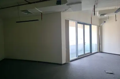 Office Space - 1 Bedroom - 1 Bathroom for rent in Business Tower - Business Bay - Dubai