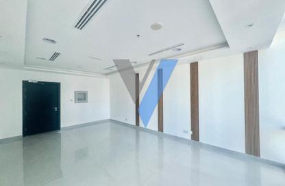 Office Space - Studio - 1 Bathroom for rent in Tamani Art Tower - Business Bay - Dubai