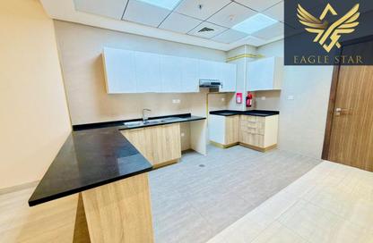 Apartment - 1 - 2 for rent in Jumeirah 1 - Jumeirah - Dubai