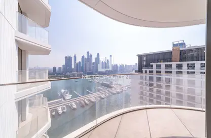 Apartment - 2 Bedrooms - 2 Bathrooms for rent in Palace Beach Residence Tower 2 - Palace Beach Residence - Emaar Beachfront - Dubai Harbour - Dubai