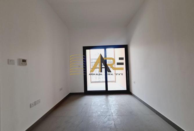 105110940 - Property Image 2