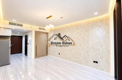 Apartment - Studio - 1 for sale in Binghatti Crystals - Dubai Silicon Oasis - Dubai
