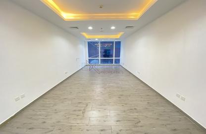 Office Space - Studio - 1 Bathroom for rent in Tamani Art Tower - Business Bay - Dubai