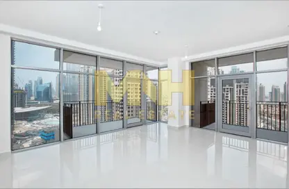 Apartment - 2 Bedrooms - 3 Bathrooms for rent in Boulevard Crescent Tower 2 - BLVD Crescent - Downtown Dubai - Dubai