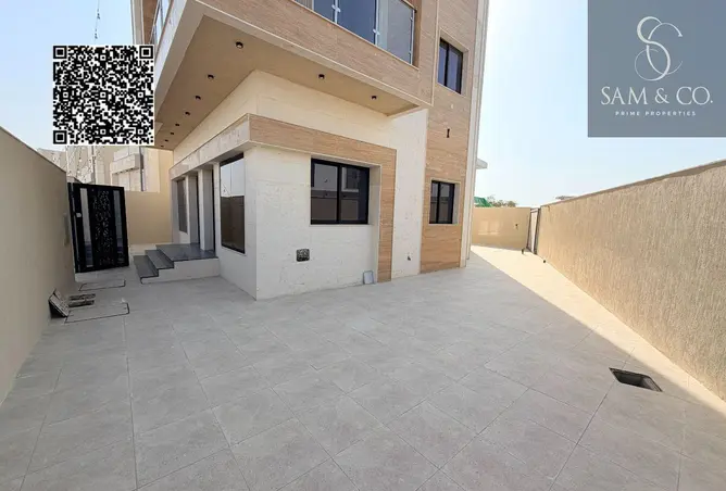 145511844 - Property Image 3