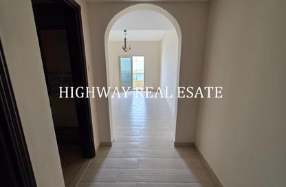 Apartment - 1 Bedroom - 2 Bathrooms for rent in Muwaileh 29 Building - Muwaileh - Sharjah