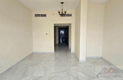 Apartment - 1 Bedroom - 2 Bathrooms for rent in Muwaileh 3 Building - Muwaileh - Sharjah