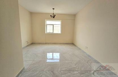 Apartment - 1 Bedroom - 2 Bathrooms for rent in Muwaileh 3 Building - Muwaileh - Sharjah