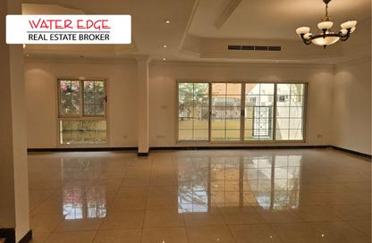 Villa - 4 - 5 for rent in Umm Suqeim 2 Villas - Umm Suqeim 2 - Umm Suqeim - Dubai
