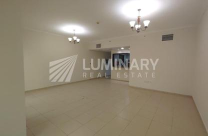 Apartment - 2 Bedrooms - 3 Bathrooms for rent in Mazaya 31 - Queue Point - Liwan - Dubai