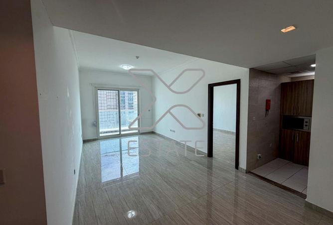 73842678 - Property Image 2