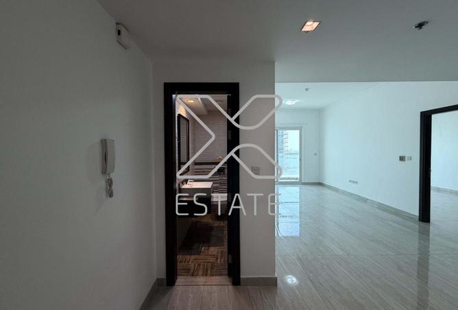 73842678 - Property Image 3