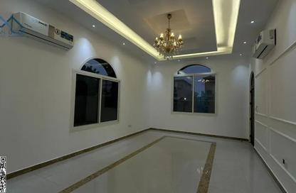 Villa - 5 - 6 for sale in Al Rawda 1 - Al Rawda - Ajman