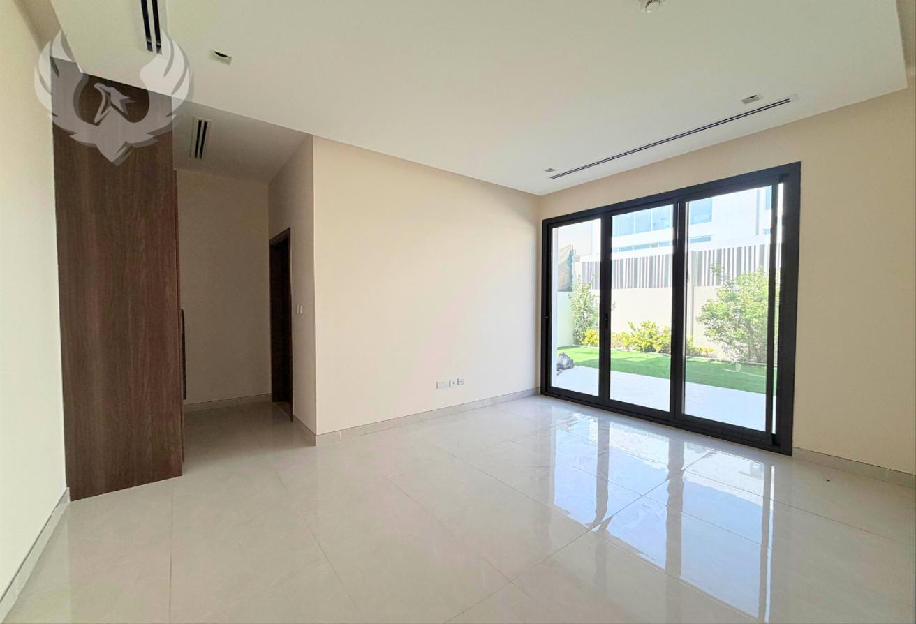 Modern | En-suite Bedrooms | Private Pool photo 9