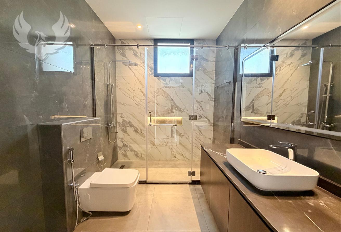 Modern | En-suite Bedrooms | Private Pool photo 10