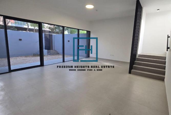 56950956 - Property Main Image