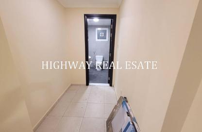 Apartment - 1 Bedroom - 2 Bathrooms for rent in Muwaileh 3 Building - Muwaileh - Sharjah