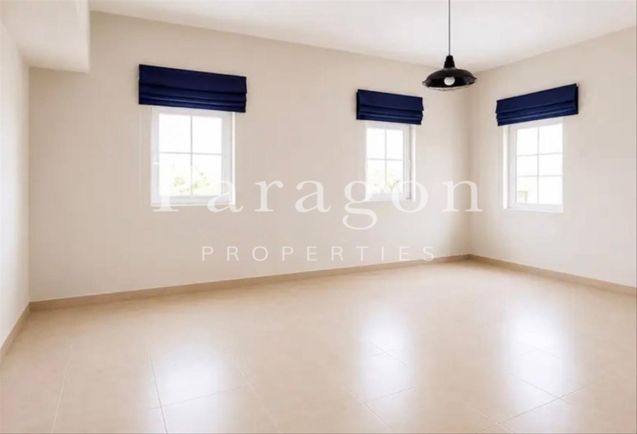 Corner Plot | Ready NOW | Private Pool | 5 BHK photo 6