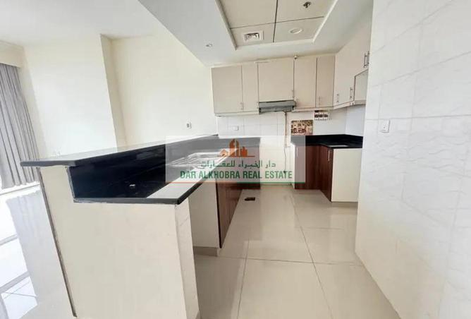 69904002 - Property Image 2