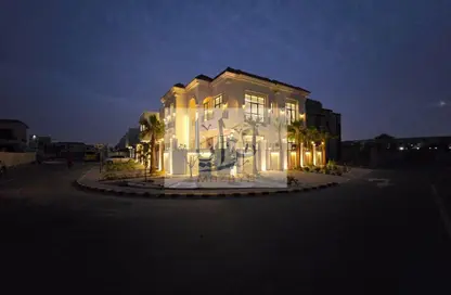 Villa - 5 Bedrooms - 7 Bathrooms for sale in Al Yasmeen 1 - Al Yasmeen - Ajman