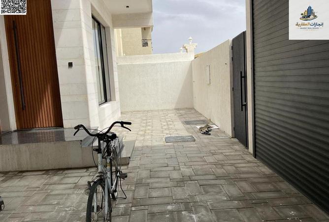 70269165 - Property Image 2