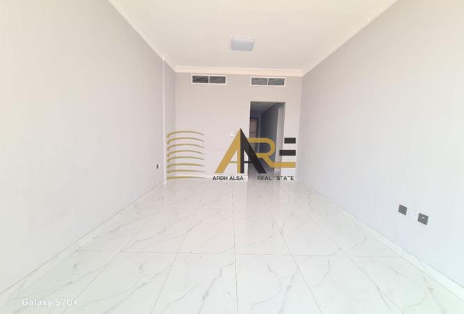111854636 - Property Image 2