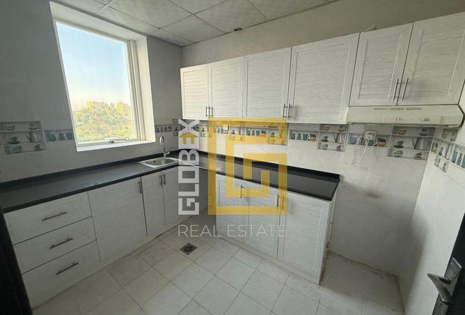 93577900 - Property Image 3
