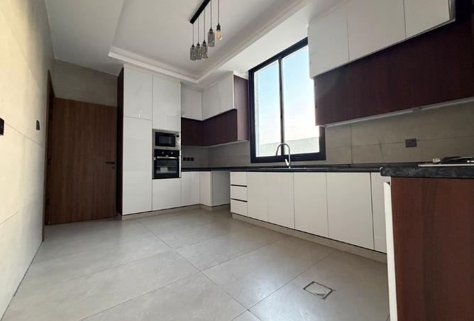 132507537 - Property Image 2