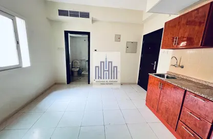 Apartment - Studio - 1 Bathroom for rent in Fire Station Road - Muwaileh - Sharjah