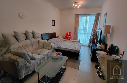Apartment - Studio - 1 Bathroom for rent in Goldcrest Executive - JLT Cluster C - Jumeirah Lake Towers - Dubai