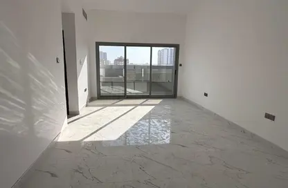 شقة - غرفة نوم - 2 حمامات للايجار في الجرف 3 - الجرف - عجمان وسط المدينة - عجمان