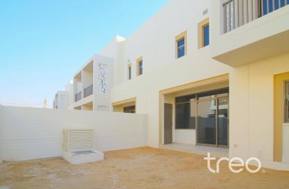 Townhouse - 3 - 4 for rent in Zahra Townhouses - Town Square - Dubai Townhouse - 3 - 4 for rent in Zahra Townhouses - Town Square - Dubai