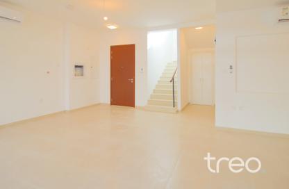 Townhouse - 3 - 4 for rent in Zahra Townhouses - Town Square - Dubai