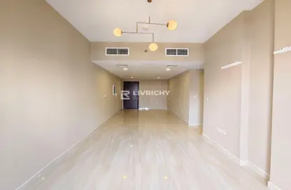 شقة - 2 غرف نوم - 3 حمامات للبيع في مساكن جويا فيردا - منطقة 11 - قرية جميرا الدائرية - دبي