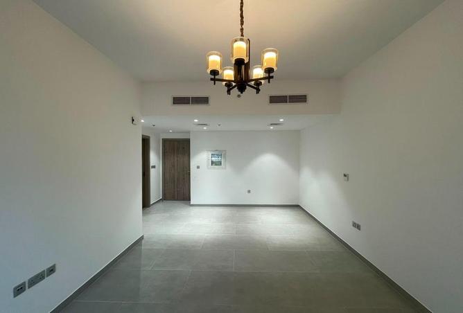 111849408 - Property Image 2