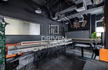 Retail - Studio for rent in Sherina Plaza 1 - Corniche Deira - Deira - Dubai