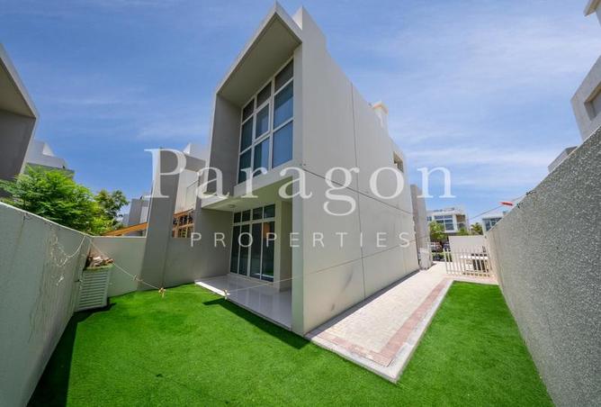 98271833 - Property Image 2