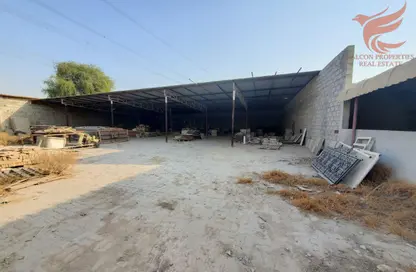 Warehouse - Studio - 3 Bathrooms for rent in Al Felyyah - Ras Al Khaimah