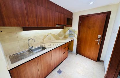 Apartment - Studio - 1 Bathroom for rent in Al Mankhool - Bur Dubai - Dubai