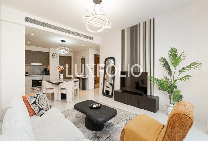 High Floor | Palm View | Tenanted