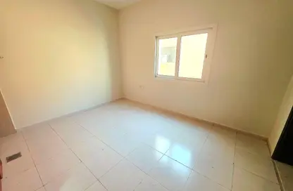 شقة - 1 حمام للايجار في طريق فاير ستاشن - مويلح - الشارقة