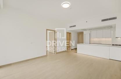 Apartment - 1 - 2 for rent in Luma Park Views - District 14 - Jumeirah Village Circle - Dubai