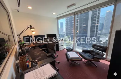 Office Space - Studio - 1 Bathroom for rent in The Binary Tower - Business Bay - Dubai