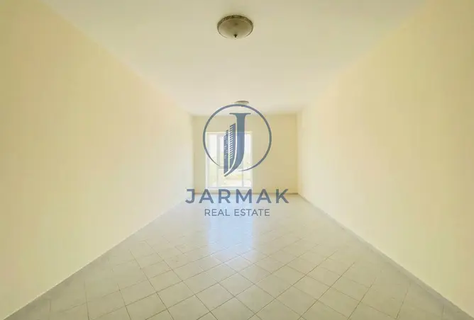 Metrol Logo Rent in Garhood Complex: Convenient Living! | Spacious 2BR | Near Metro ...