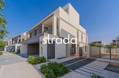 Villa - 5 - 5 for sale in Aura Gardens - Tilal Al Ghaf - Dubai