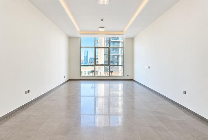 Spacious 2BR | Bright & Modern | JAM Marina photo 3